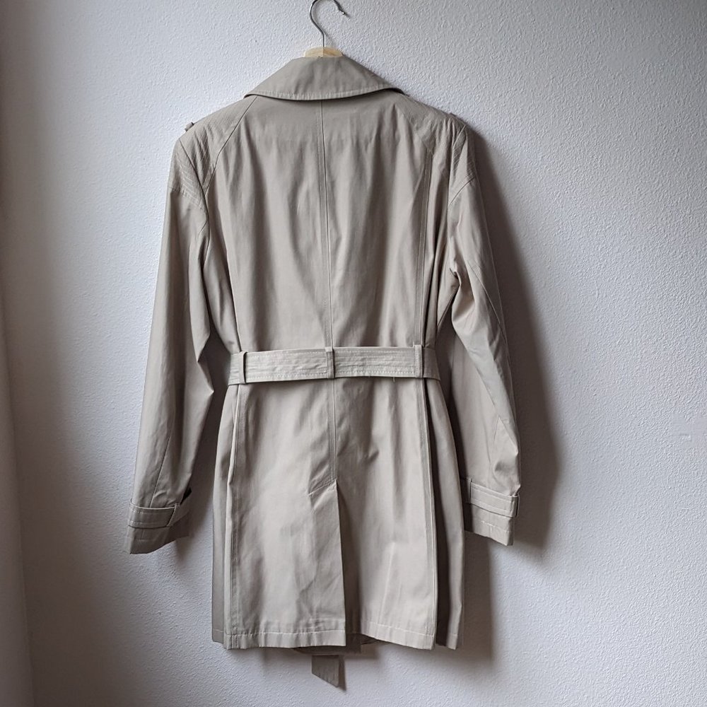 Trench-coat DKNY Kaki/beige Taille S - Occasion Très Bon état - Style Intemporel